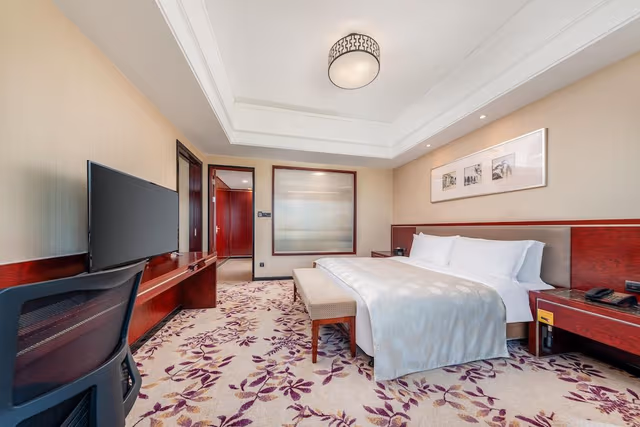 PRESIDENTIAL SUITE