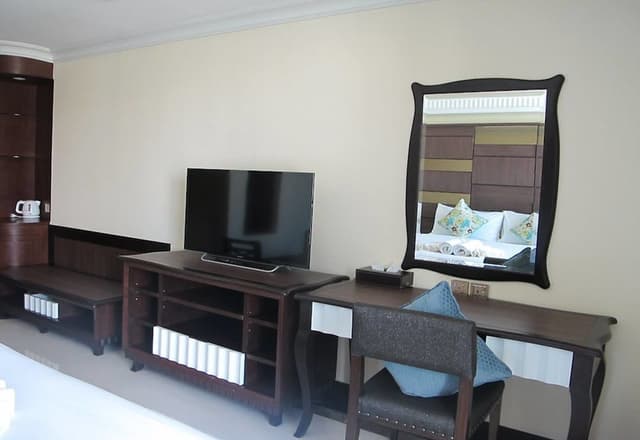 Deluxe Double City View Room