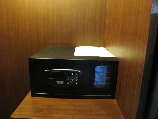 Deluxe Double City View Room