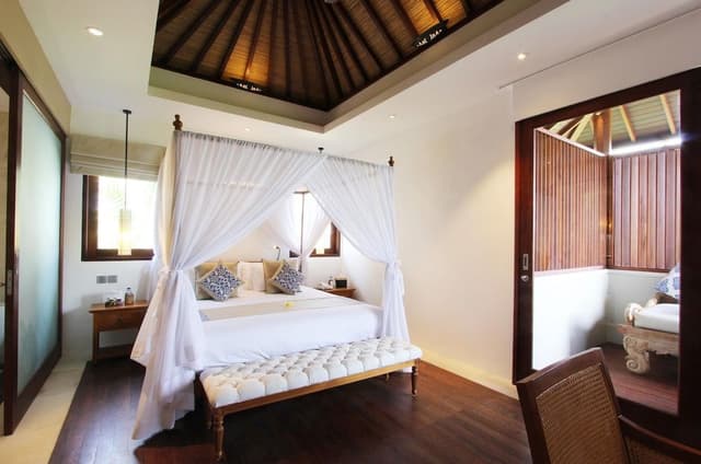 Puri Salila 4 Bedrooms Luxury Beachfront Villa with Private Pool and Free 8 Hours Car Usage