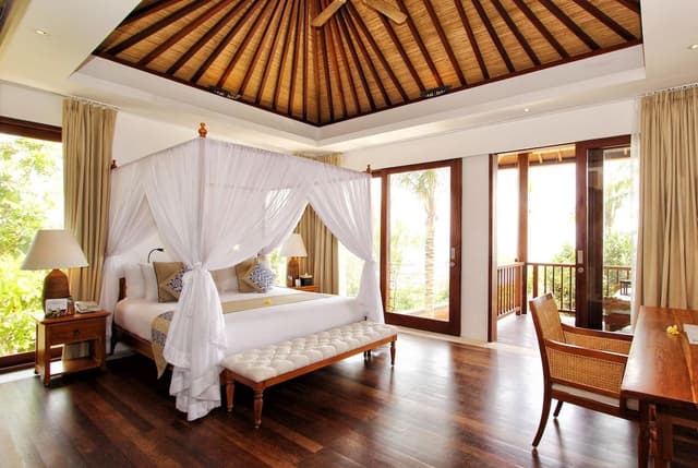 Puri Salila 5 Bedrooms Luxury Beachfront Villa with Private Pool and Free 8 Hours Car Usage
