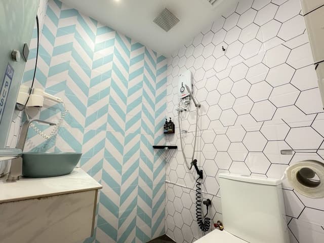 Modern Queen Room