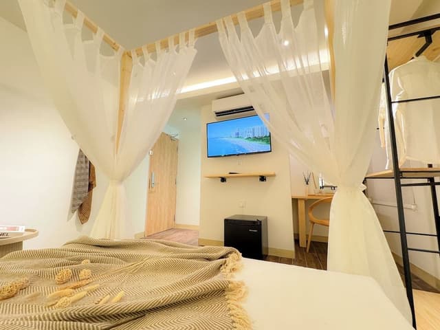 Romantic Themed Room