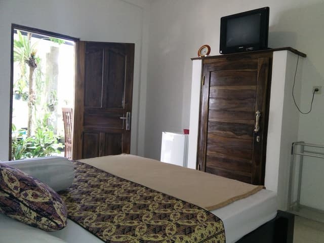 Standard Room, 1 Queen Bed