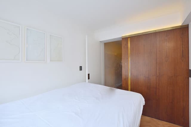 Basic Apartment, 2 Queen Beds, Non Smoking, City View