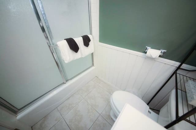 Condo, 2 Bedrooms