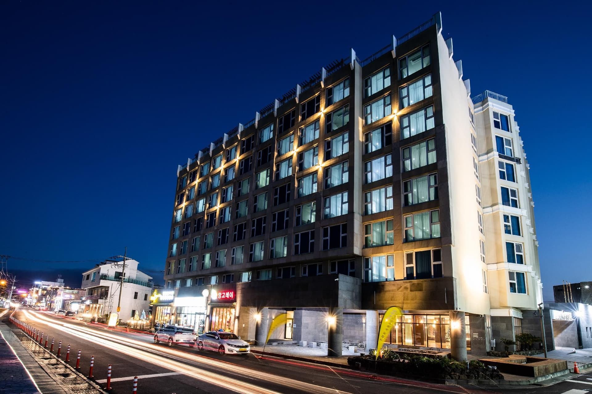 Ebenezer Hotel