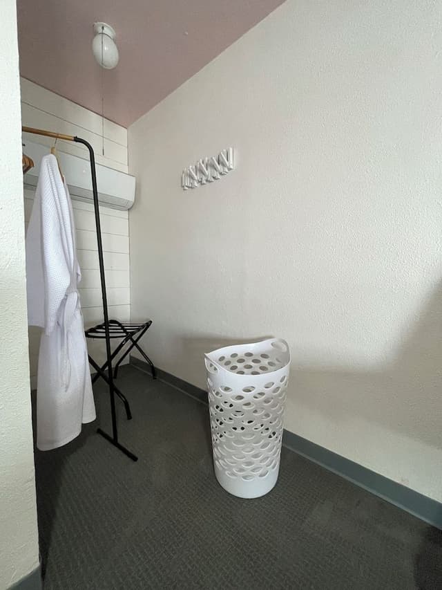 Deluxe Room, 1 Queen Bed