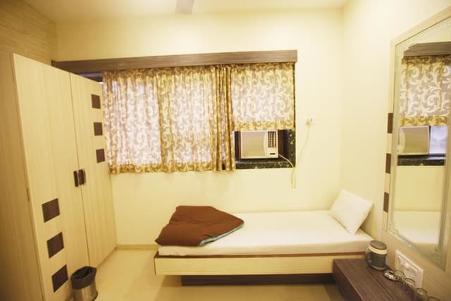 Double Bed AC Super Deluxe