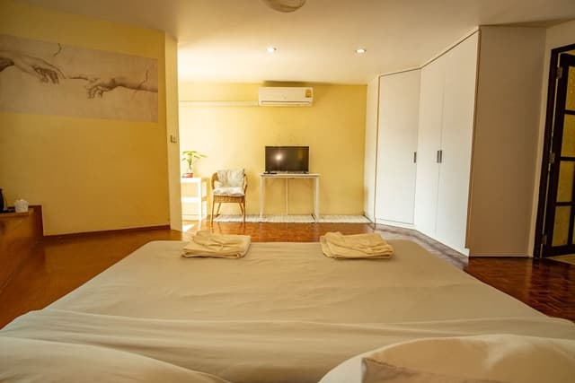Deluxe Double Room, 1 King Bed, Balcony