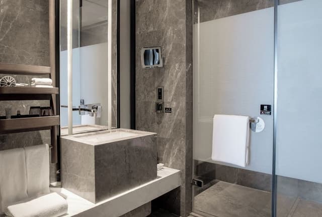 Executive Room, 1 King Bed, River View