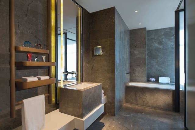 Executive Room, 1 King Bed, River View
