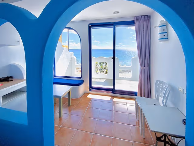 Deluxe Double Room, 1 Double Bed, Non Smoking, Ocean View