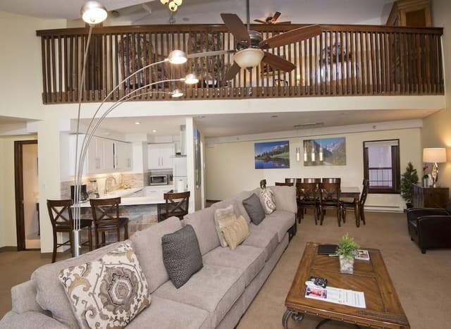 Family Penthouse, Multiple Bedrooms, Mountain View