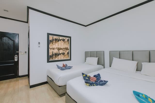 Standard Apartment, 3 Bedrooms (Rooftop)