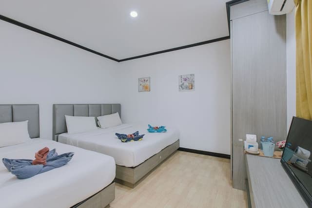 Standard Apartment, 3 Bedrooms (Rooftop)