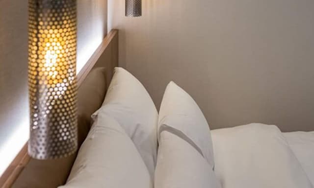 [2 Highballs+Snack] Standard Double Room