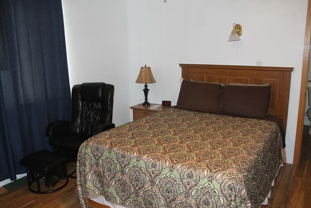 Standard Room, 1 Queen Bed, Kitchenette