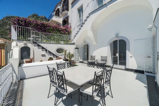 Luxury Villa, 3 Bedrooms, Hot Tub, Sea View