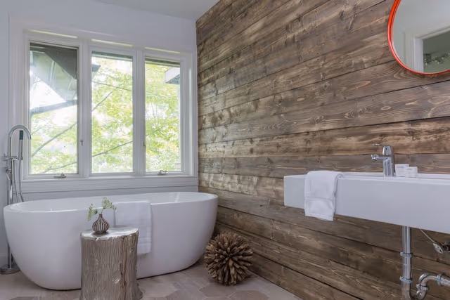 Trail House King Suite