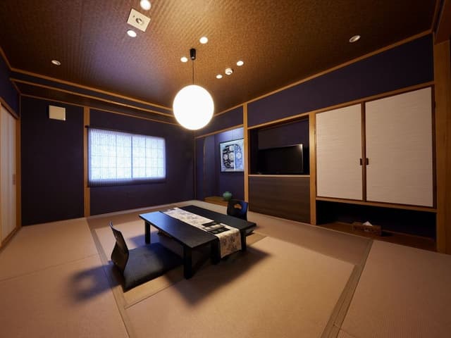 Economy Triple Room