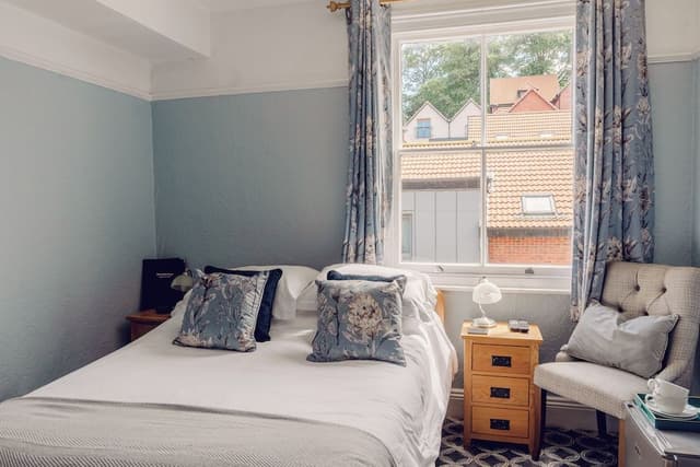 Standard Double Room, Ensuite