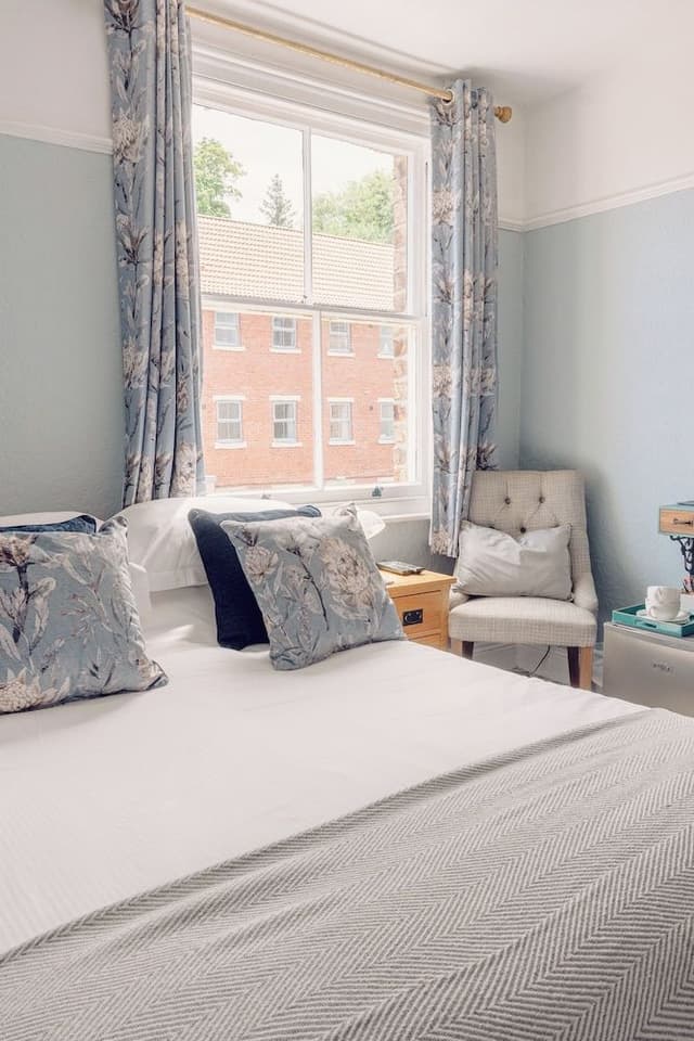 Standard Double Room, Ensuite