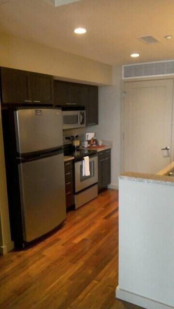 Executive Condo, 1 Bedroom