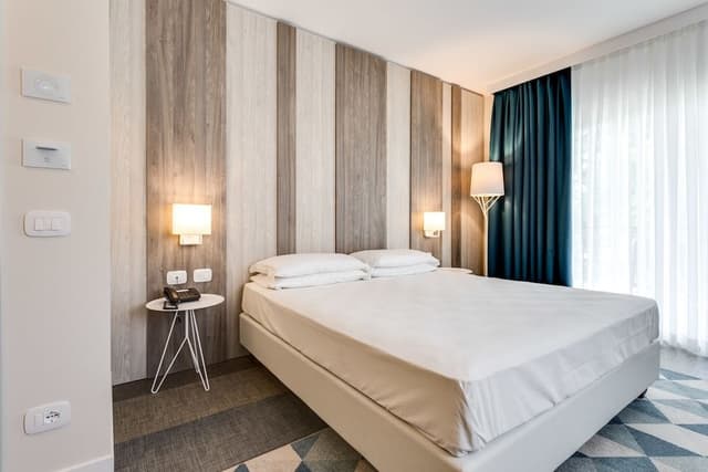 Deluxe Studio Suite, Balcony, Lakeside