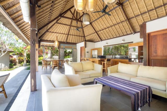 Deluxe Villa