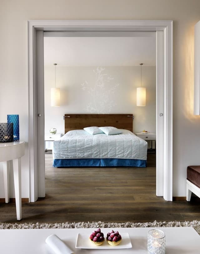 Luxury Suite (Morning Sun )