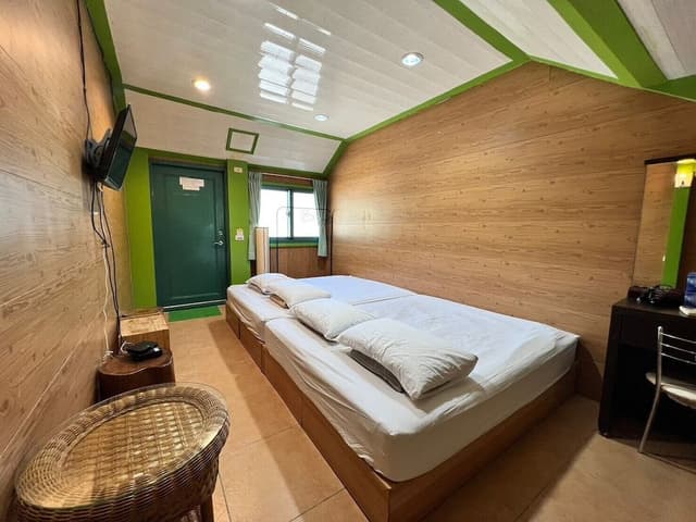 Basic Quadruple Room