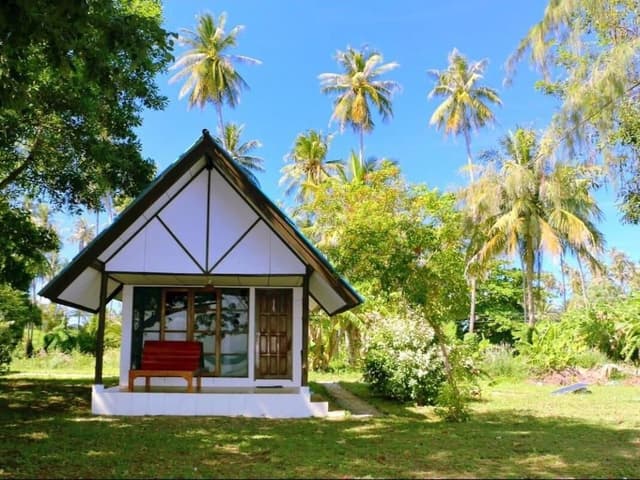 Seaview Air-Con Bugalow