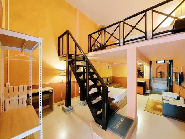 Family Room, Multiple Beds, Hot Tub, Mezzanine