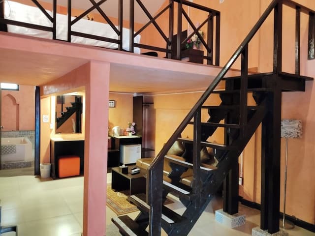 Deluxe Double Room, 1 King Bed, Hot Tub, Mezzanine