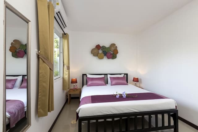 Two-Bedroom Apartment (10 adults and 5 children under 6 years old sleeping for free in existing beds