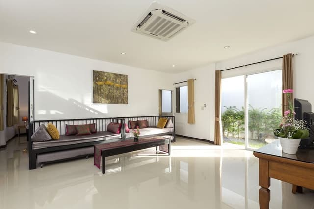 Two-Bedroom Apartment (10 adults and 5 children under 6 years old sleeping for free in existing beds