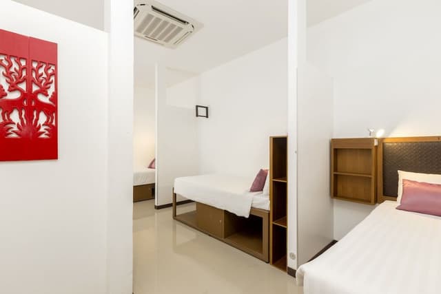 Deluxe Quadruple Suite (4 Adults and 2 Children under 6 years old sleeping for free in existing bed)
