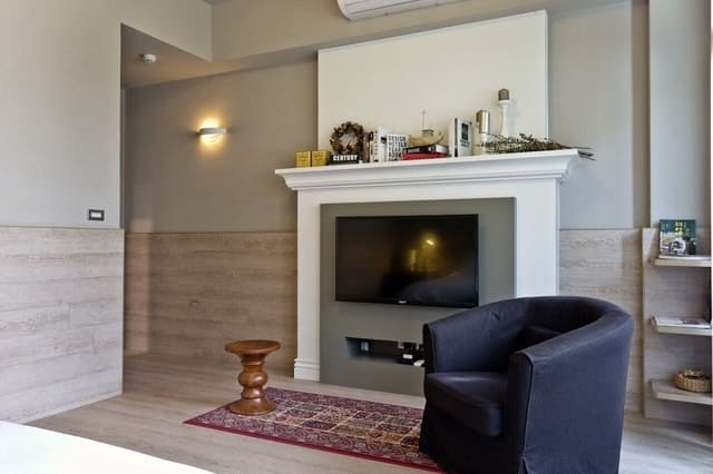Double Room (502)