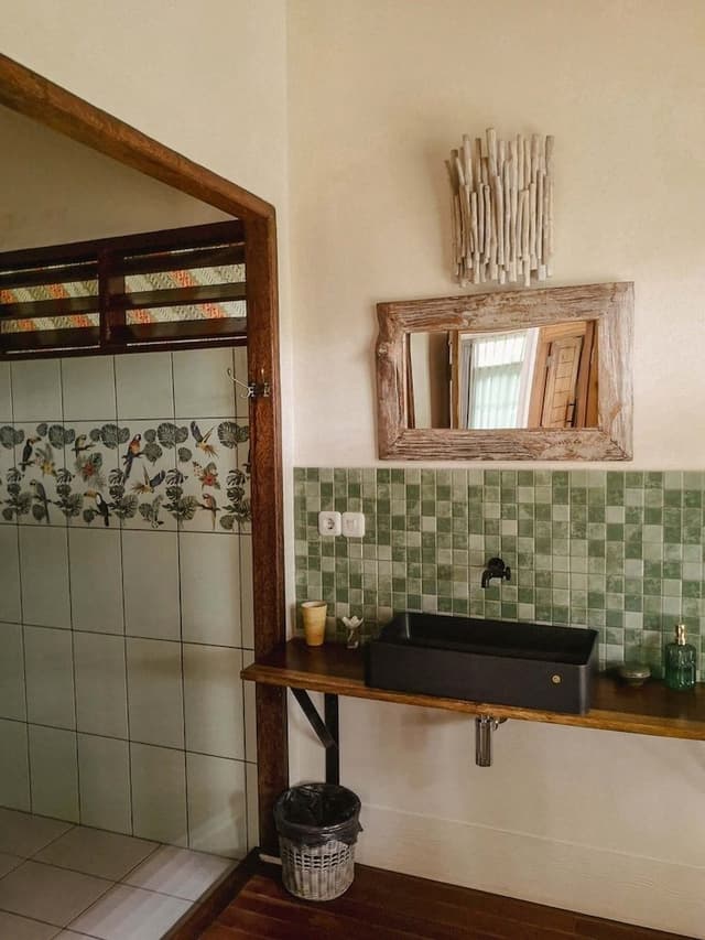 Deluxe Room, Private Bathroom, Ground Floor