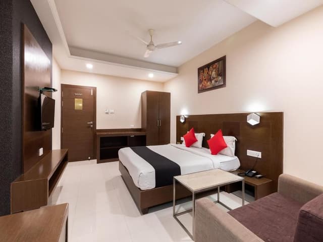 Deluxe AC Room