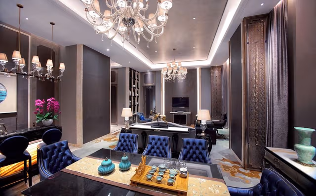 Chairman Suite
