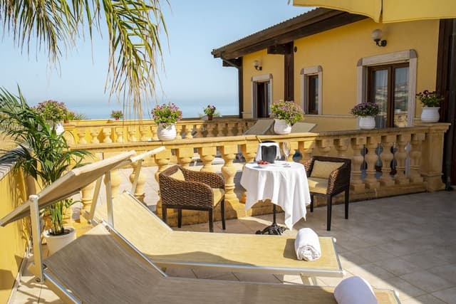 Terrace plus room
