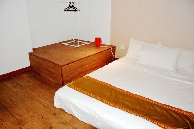 3 Bedrooms Apartment