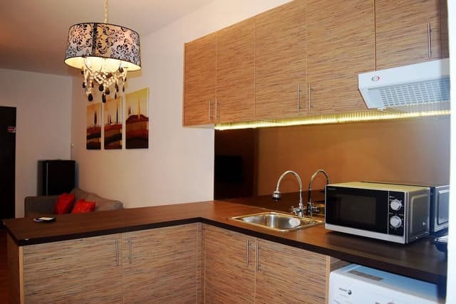 2 Bedrooms Apartment