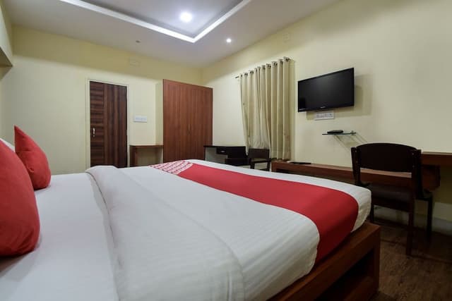 Standard Double or Twin Room, Private Bathroom
