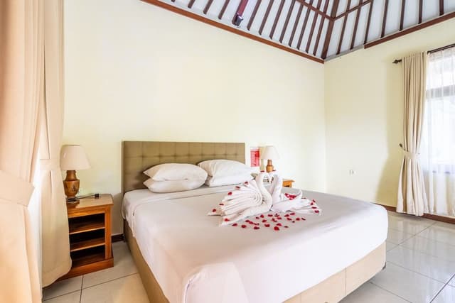 Deluxe One Bedroom