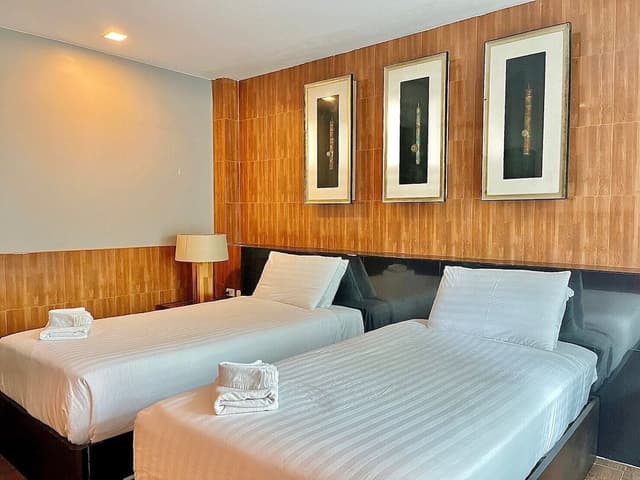 Deluxe Twin Room