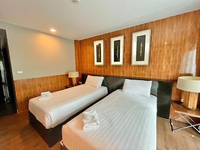 Deluxe Twin Room