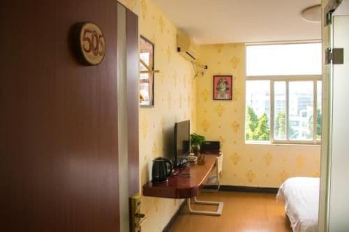Standard King Room